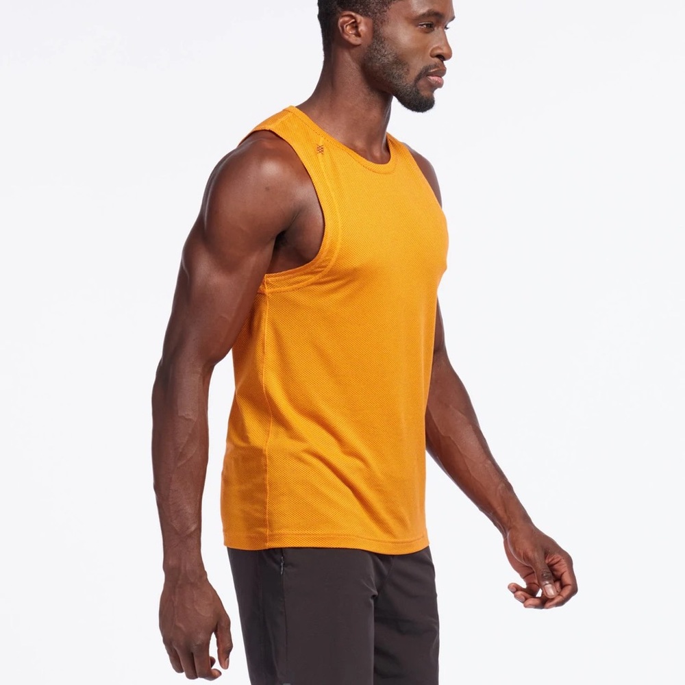 RHONE Apricot Men’s Glacier Tank XL NWOT